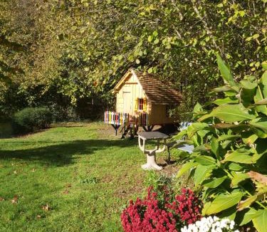 Saint-Jean-du-Bois House | La Chaine