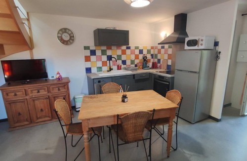 Neufmanil House | LA Chaira - Neufmanil