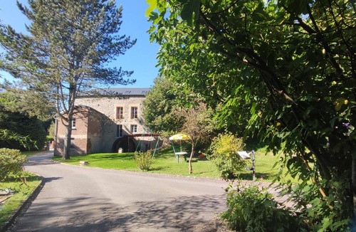 Neufmanil House | LA Chaira - Neufmanil