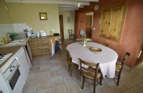 Chevreaux Apartment | La Chalentine