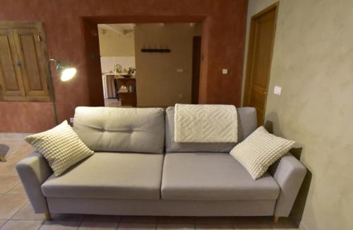 Chevreaux Apartment | La Chalentine