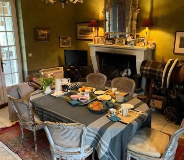 Saint-Caprais-de-Bordeaux House | la chambre d amis