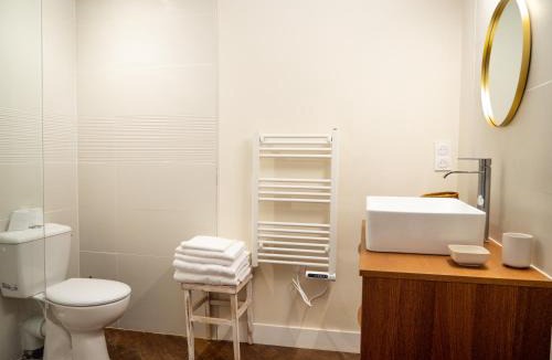 Lezat-sur-Leze Bed & Breakfast | La CHAMBRE BLEUE