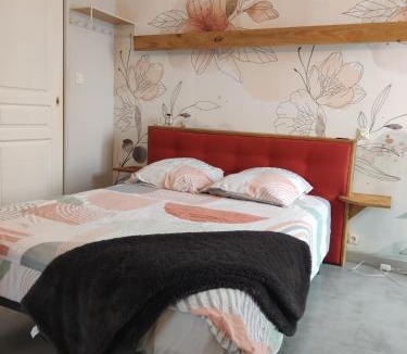 Montfort-le-Gesnois Bed & Breakfast | la chambre d'Andrea