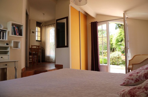 Saint Antoine Bed & Breakfast | LA CHAMBRE D'HÔTE