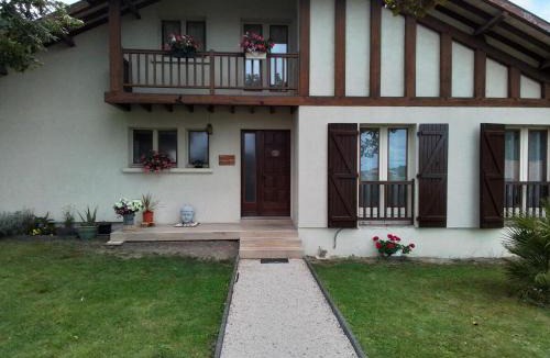Meilhan Bed & Breakfast | La chambre de jeny