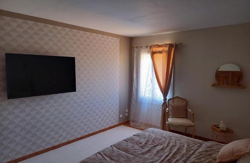 Salon-de-Provence Bed & Breakfast | La Chambre de Provence