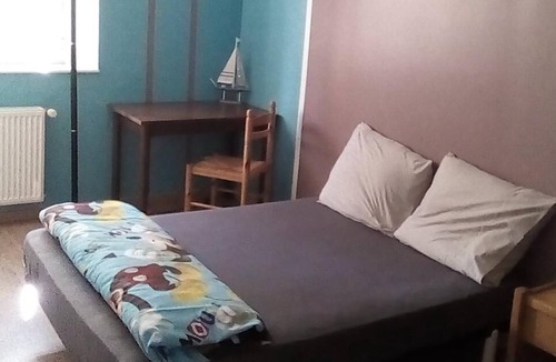 Gray House | la chambre des mesange