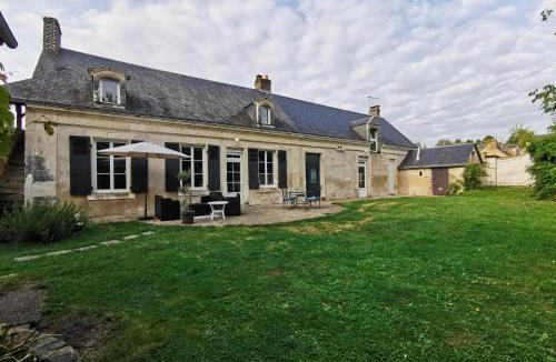 Mayet Bed & Breakfast | La chambre des vergers de St Nicolas