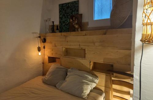 Oloron-Sainte-Marie House | La chambre du jardin