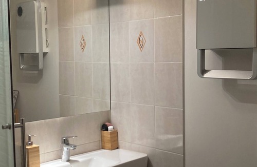 Novalaise Bed & Breakfast | La chambre du Lac