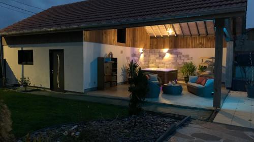 La Baffe Bed & Breakfast | La Chambre Enchantée