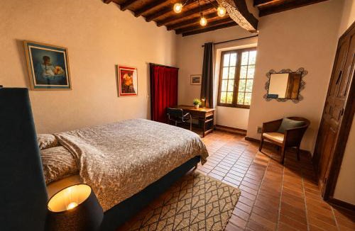 Crastes Bed & Breakfast | La chambre la Tricherie