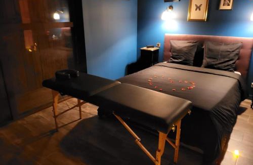 Grignan Hotel | La chambres des tentations