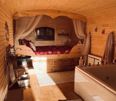 Neuville-sur-Sarthe House | La champ être