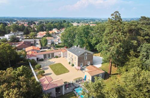 Basse-Goulaine Villa | La Champagnère - Domaine avec piscine - Séminaire - 15 personnes