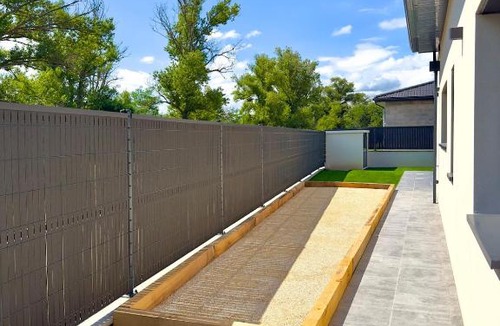 Charmes-sur-Rhone Villa | La Charmésienne - Modern villa with pool