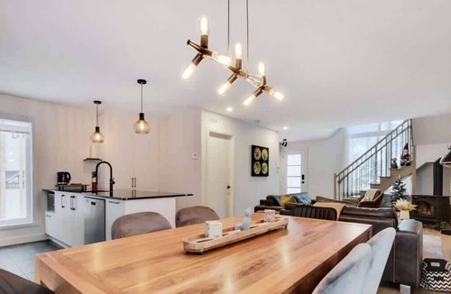Pont-Rouge Ski Chalet | La Charmante - Cozy et familial