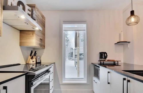 Pont-Rouge Ski Chalet | La Charmante - Cozy et familial