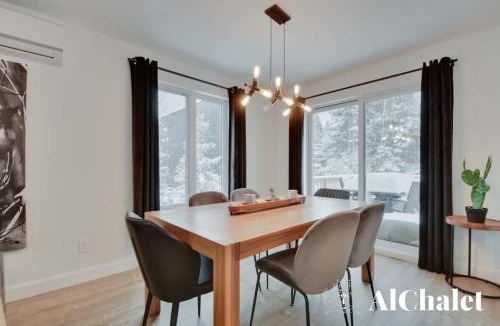 Pont-Rouge Ski Chalet | La Charmante - Cozy et familial
