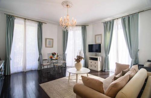 Arts-et-Metiers Apartment | La Charme Du Marais
