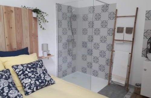 Jalogny Bed & Breakfast | "La Charme"