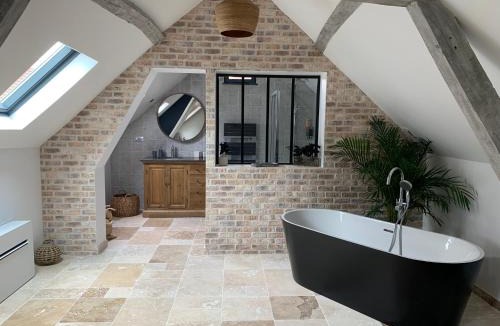 Lacroix-Saint-Ouen Apartment | La Charmeraie Wellness & SPA