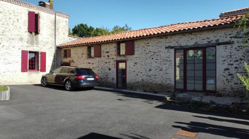 La Copechagniere Apartment | La Charmille - Côté Cour