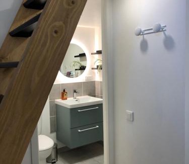 La Copechagniere Apartment | La Charmille - Côté Cour