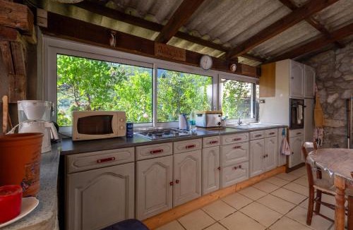 Duniere-sur-Eyrieux Apartment | La Charrette