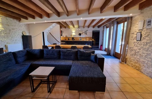 Saint-Just-Luzac House | La Charrue 4 bedroom cottage