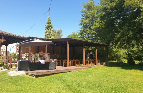 Vieux-Mareuil Bed & Breakfast | La Charrue