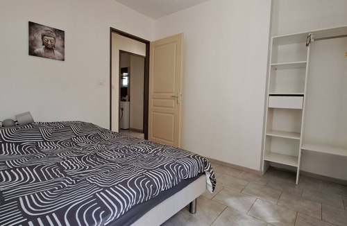 Chassiers House | La Châtaigne house in a peaceful setting surrounded by nature