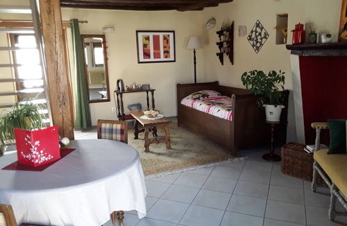 Tour-en-Sologne House | La Chaumière-Duplex-Ensuite with Bath-Comfort-Garden view