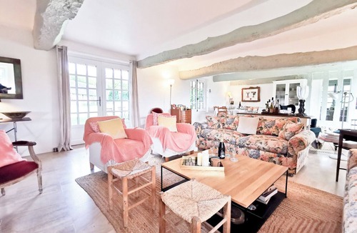 Vieux-Bourg House | La Chaumière du Vallon -Piscine- Pont-l'Évêque - 10P