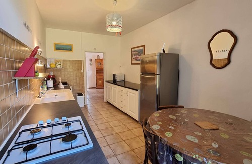 Saint-Just-Luzac House | La Chaumiere 1 bedroom gite