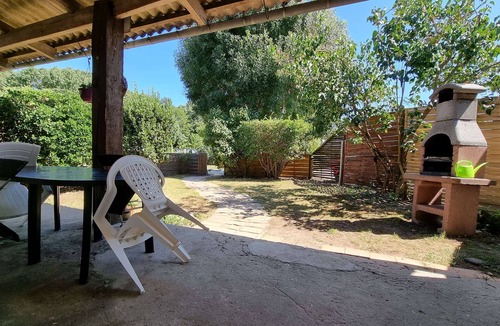 Saint-Just-Luzac House | La Chaumiere 1 bedroom gite