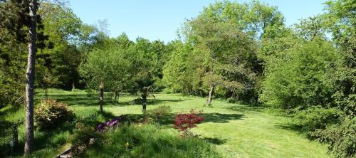 Auvers-sur-Oise House | LA CHERIELLE