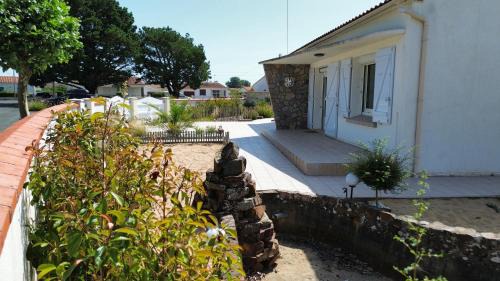 LʼAiguillon-sur-Mer House | La Chicane