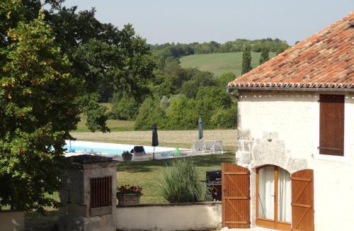 Verteillac Villa | La Chillaudie