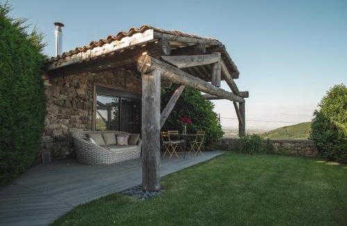 Saint-Alban-d'Ay House | La Chomotte