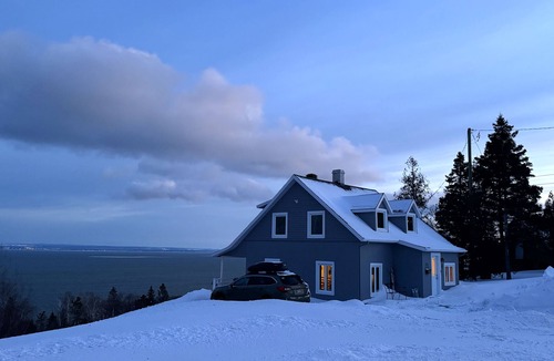 Cap-a-l'Aigle Ski Chalet | La Chouette Cendrée, Cap-à-l'Aigle, Charlevoix, view of the St. Lawrence River.