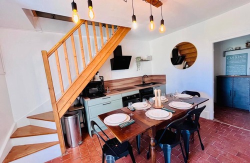 Saisy House | La Chouette Curieuse