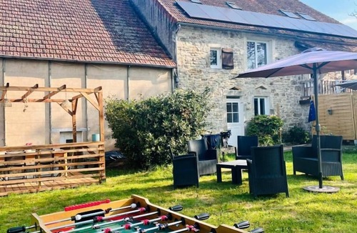 Saisy House | La Chouette Curieuse