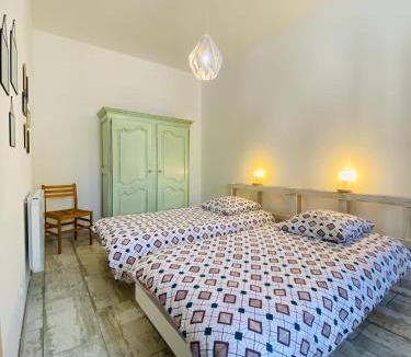 Arthez-de-Bearn House | La Chtite Maison Béarnaise