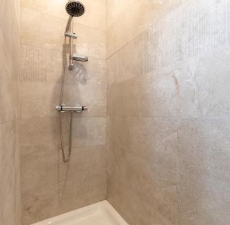 Coquainvilliers House | La cidrerie de la source