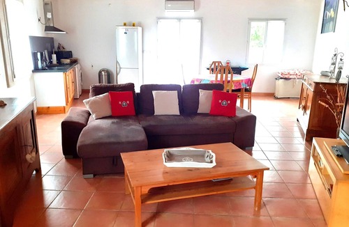 Vedene Apartment | la Cigale Apartment-Villa 2 pers in lovely Village in Provence next to Avignon