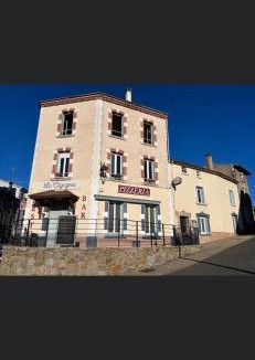 Panissieres Apartment | La Cigogne