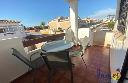 Orihuela Costa Apartment | La Cinuelica R3 first floor southerly apartment comm pool L334
