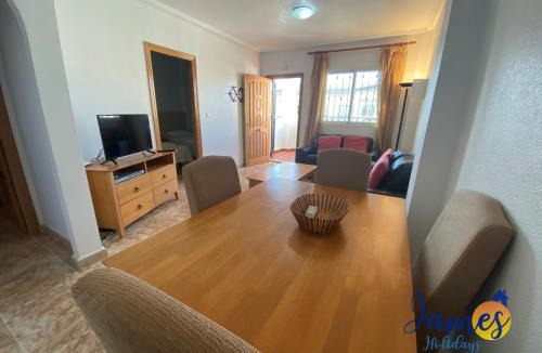 Orihuela Costa Apartment | La Cinuelica R3 first floor southerly apartment comm pool L334
